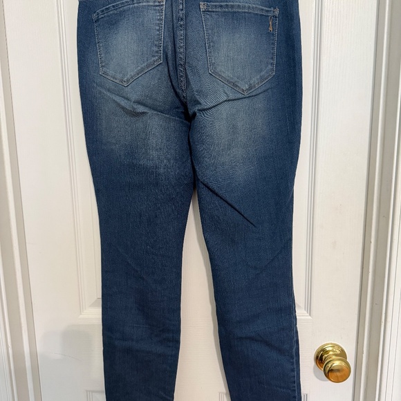 Vintage America Blues, Boho Skinny Floral Jeans, size 6 - Picture 3 of 4